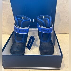 Boys NWT Nautica Snow Boots size 7